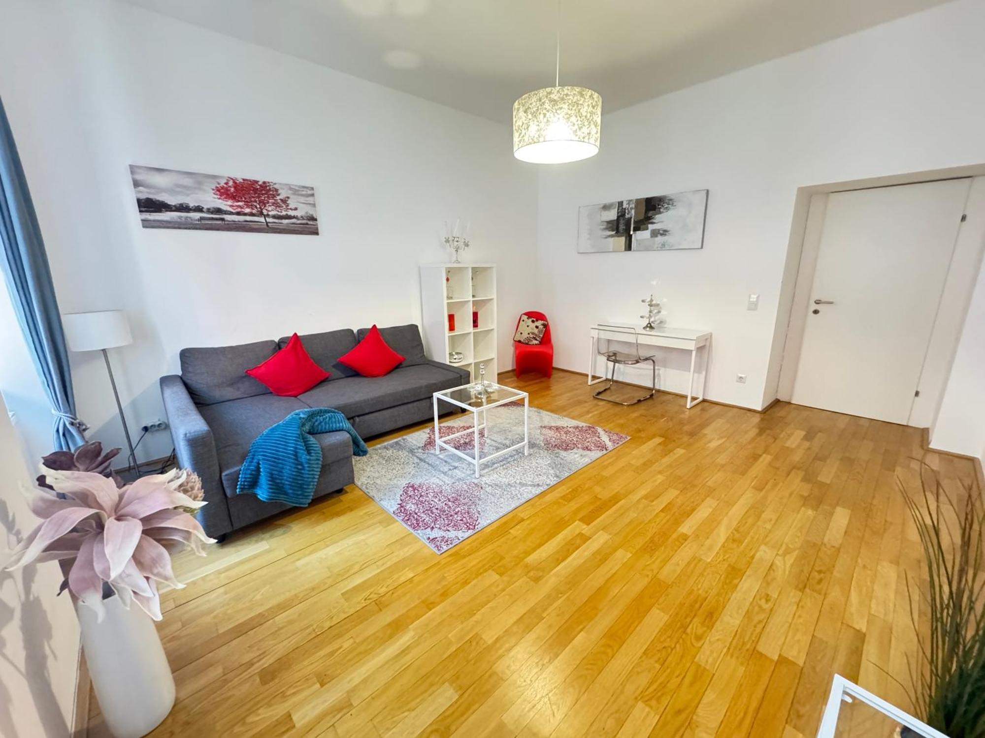 Charming Flat & Balcony Near Central Station L Bg5 Viyana Dış mekan fotoğraf